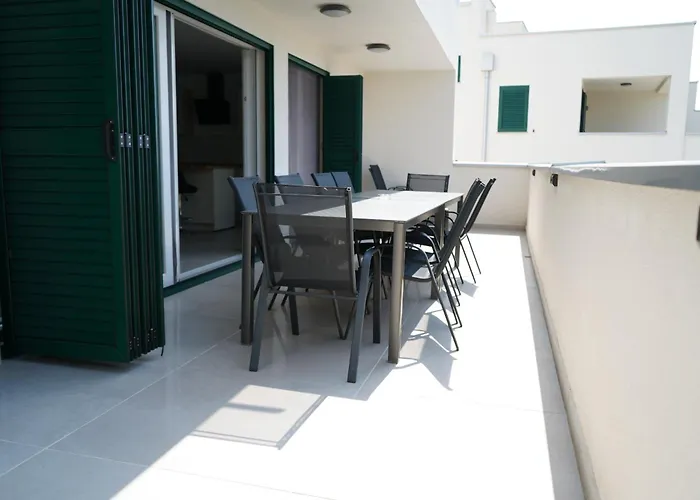 Novak Rab Town